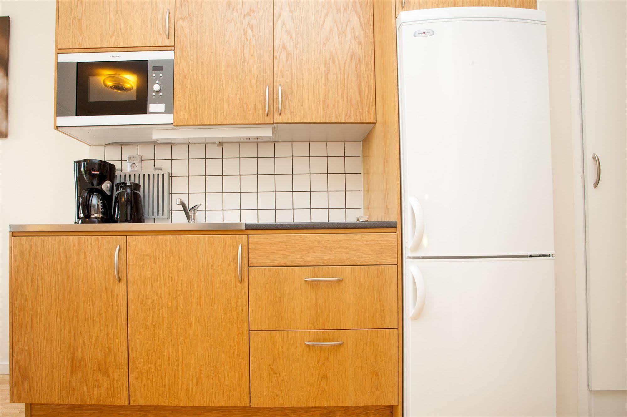 Apartdirect Hammarby Sjoestad Стокгольм Экстерьер фото